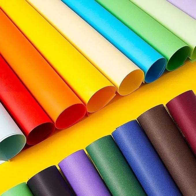 Vanhench 17.5" x 3600" (300') Brown Kraft Paper Roll, Color Art Kraft Craft Paper for Bouquet Flower Birthday Wrapping Crafts Packing, Poster Bulletin Board Paper Floor Covering Table Runner