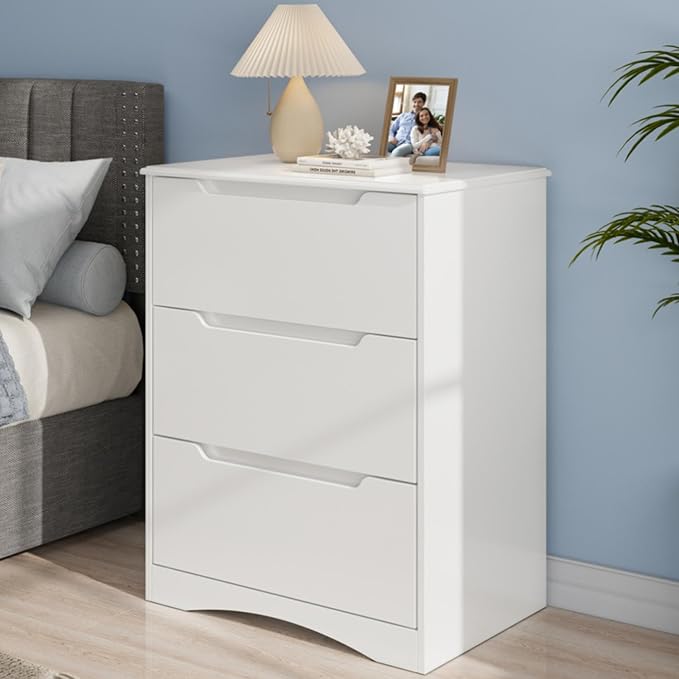 Gizoon 3 Drawers Chest, Bedroom Drawer Dresser with Large Storage Capacity, Embedded Handle, and Sturdy Anti-Tripping Device, Modern Design Cabinet for Hallway, Office, Living Room (White)