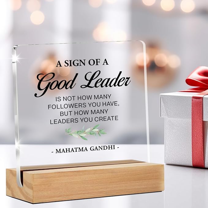 Best Leader Gifts - Thank You Gift for Boss Mentor - Clear Desk Sign Decor Office Desk Decor (4 x 4 Inches)