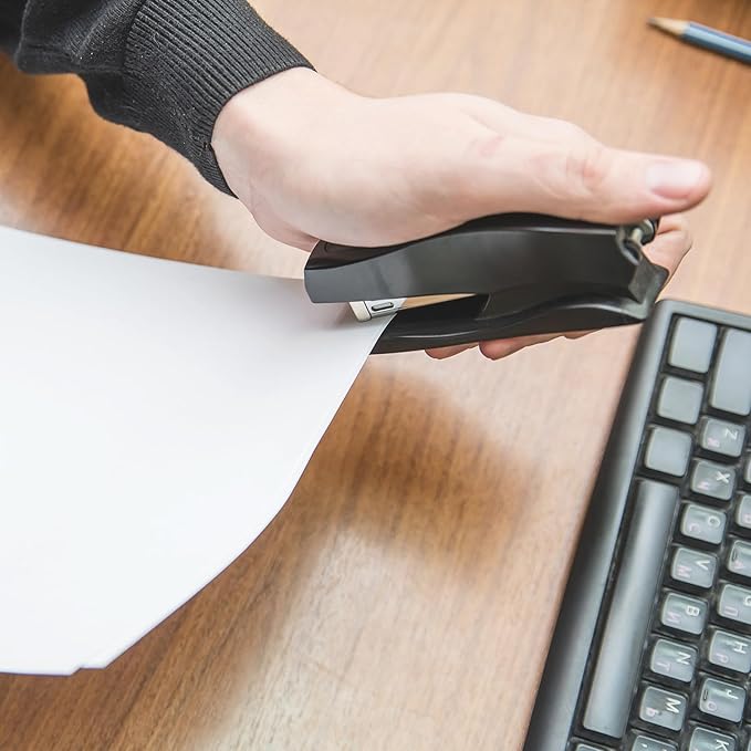 M&G Office Desktop Stapler, 20 Sheet Capacity Basic Staplers Jam Free Standard Stapler Office Accessories Supplies with Two Binding Modes for Home Office Classroom, Black, 1 Pcs