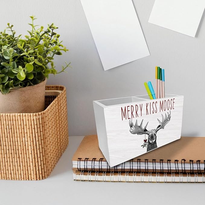 Christmas Funny Moose Pen Holder for Desk, Merry Kiss Moose Christmas Wooden Box Sign Desk Decor for Home Office Decoration, Holiday Xmas Deer Pencil Organizer, Elk Decor