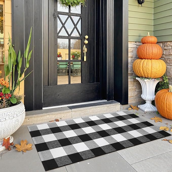 KIMODE Buffalo Plaid Outdoor Checkered Rug 24"x51", Christmas Door Mat Outside Entrance, Black and White Washable Farmhouse Layered Doormat for Front Door Porch Kitchen Entryway Christmas Decor