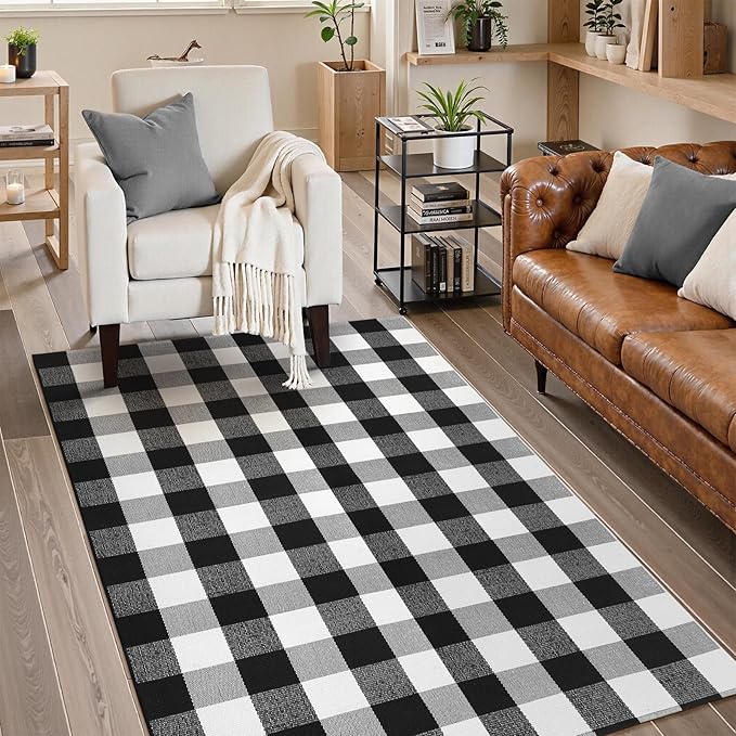 KIMODE Buffalo Plaid Rug 4'x6' Black and White Checkered Rug Farmhouse Cotton Hand-Woven Patio Rug Indoor Outdoor Area Rug Washable Floor Carpet for Fall Front Door Porch Decor Living Room
