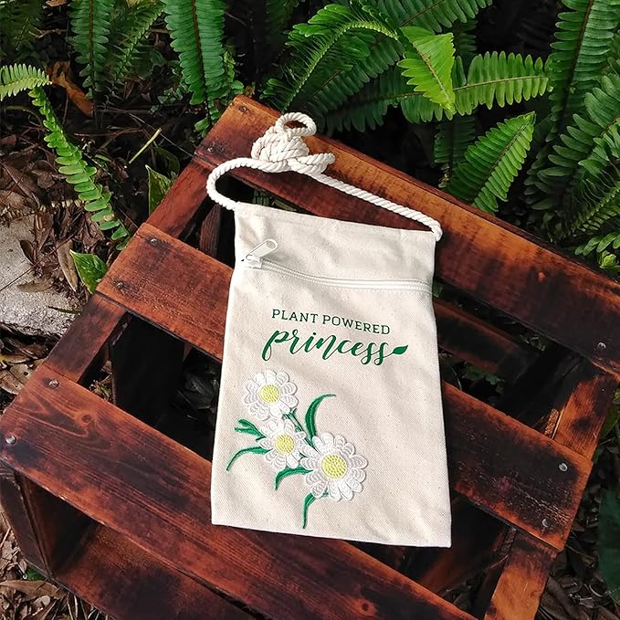 VINYL FROG Heat Transfer Vinyl Roll HTV Vinyl - 12" x12ft Green Iron on Vinyl for T-Shirts, Heat Press Vinyl for DIY Craft Designs (Green)