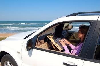 Executive Size (18 1/2" x 14 1/2") Car Table – E-book & Notepad Vehicle Desk - Mobile Office - Steering Wheel Mountable Desk - Portable Automobile Desk For Laptop Computer/iPad - Car Tray