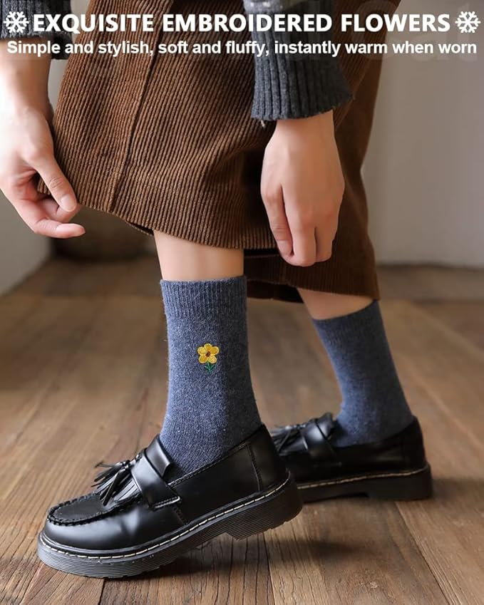 IIG Cute Warm Wool Socks for Women Super Cozy Thick Crew Winter Socks Gifts, 5 Pairs