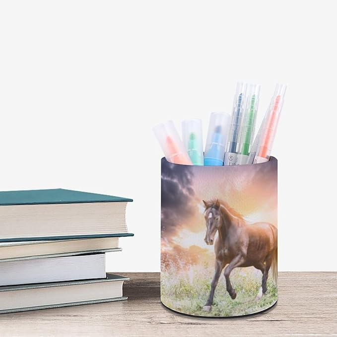 Horse Pen Holder Pencil Organizer Cute Pencil Cup Desk Decor Makeup Brush Holder PU Multifunctional Office Suppliesfor Home Classroom School