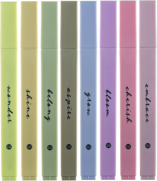 DIVERSEBEE Bible Highlighters with Soft Chisel Tip, 8 Pack Assorted Colors Pens No Bleed, Quick Dry, Cute Aesthetic Markers, Bible Study Journaling Supplies and Accessories (Figs)