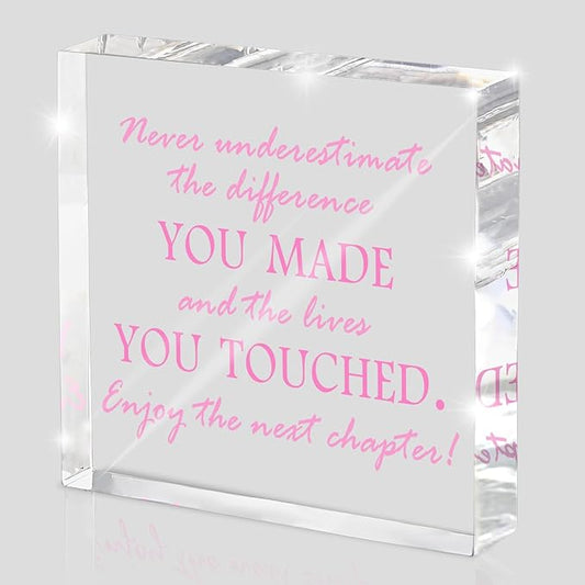 Never Underestimate Your Impact Acrylic Desk Sign - 4 * 4 Inch Pink Lettering Farewell Gifts for Coworkers Women, Inspirational Goodbye Going Away Gift for Office Retirement