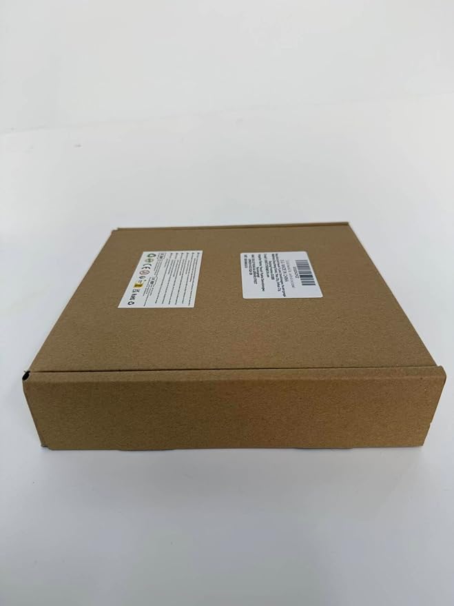 YIYA 18 PCS Christmas Tree Picks Ornaments 3 Color Red Green Gold Xmas Decor on Wired Stems Shatterproof Xmas Ball Picks Branches for Tree Vase Wreath Garland Indoor Outdoor Garden Holiday Party Decor