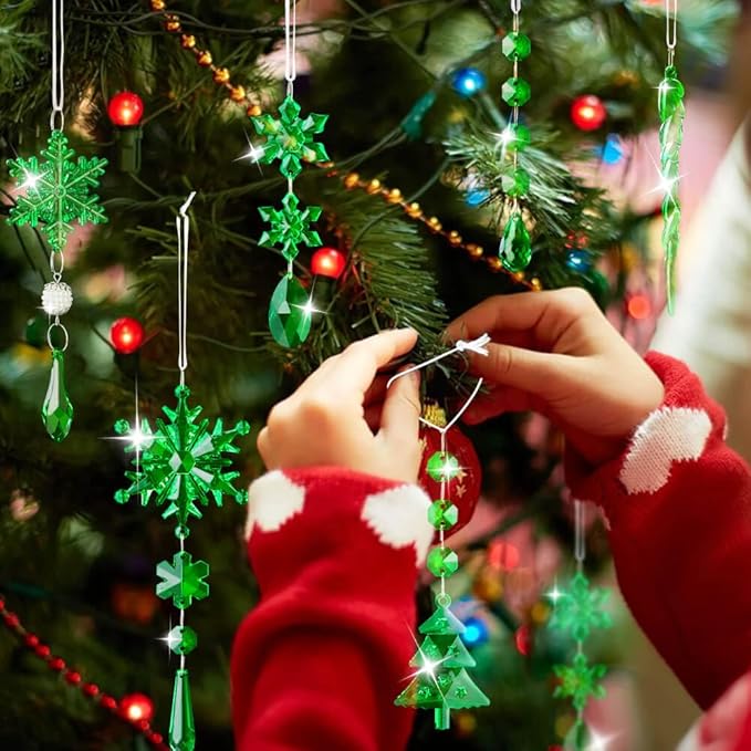 Lanpn 26 Pcs Christmas Ornaments Crystal Christmas Tree Decoration, Hanging Clear Acrylic Snowflake Icicle Drop Pendants for Xmas Winter Outdoor Indoor Party Decoration Green