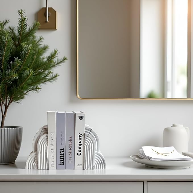 LIFFY Cloud Book Ends Decorative,7 Inch Resin Non-Skid Decorative Bookends for Shelves, Book Ends for Heavy Books,Indoor Morden Book Holder for Home Office Shelf Decor