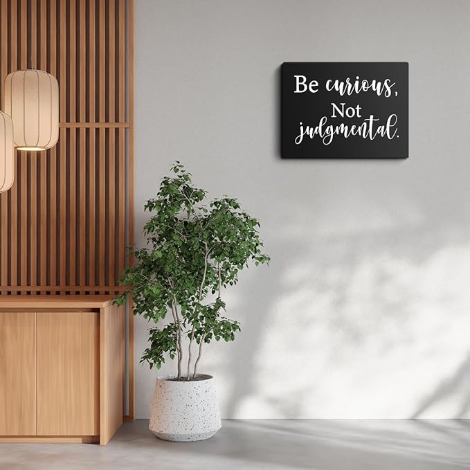 mmiishe Inspirational Wooden Box Sign Decorative Motivational Be Curious Not Judgmental Wood Box Sign Home Bedroom Office Decor Rustic Farmhouse Square Desk Decor Sign for Shelf 6 x 8 Inches Black