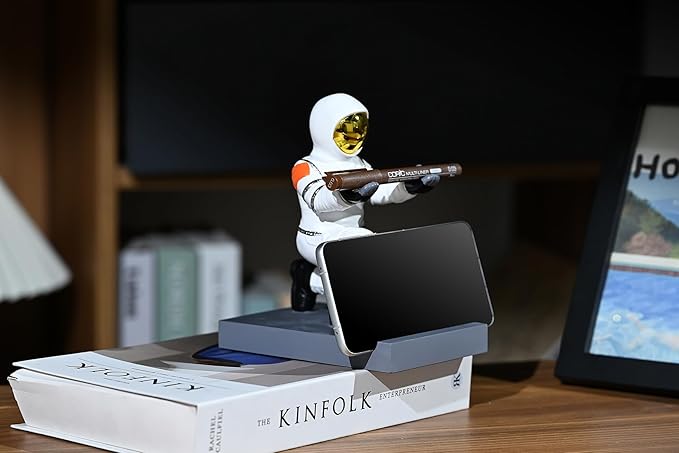 Astronaut Resin Pen Holder, Mobile Phone Stand, Device Stand, Desk Organizer Decorative Pen Holder (White&Golden)