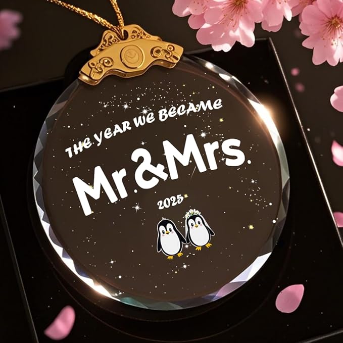 Mr&Mrs Gift 2025 Wedding Gifts for Couples 2025 Ornament- Future Mr and Mrs - Bridal Shower Bride Gift Ideas for Her Adorable Penguin for Newlywed Couple Crystal Glass Hanging Ornament