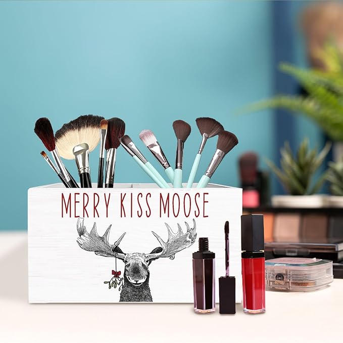 Christmas Funny Moose Pen Holder for Desk, Merry Kiss Moose Christmas Wooden Box Sign Desk Decor for Home Office Decoration, Holiday Xmas Deer Pencil Organizer, Elk Decor