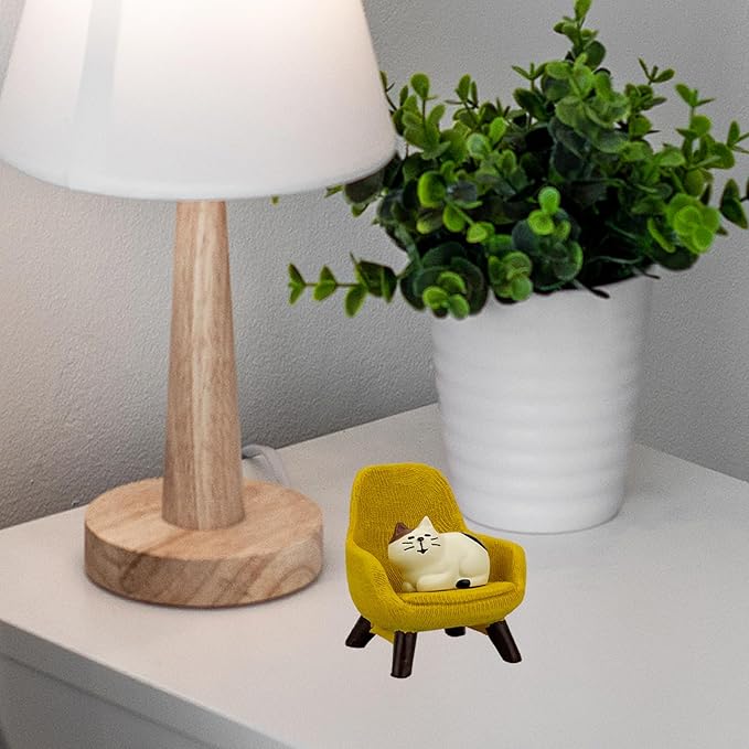 Miniature Cat Figurines with Small Sofa - Resin Mini Cat Figures, Kitten Miniature Desk Accessories - Perfect Cute Cat Gift for Cat Lovers(Yellow Sofa)