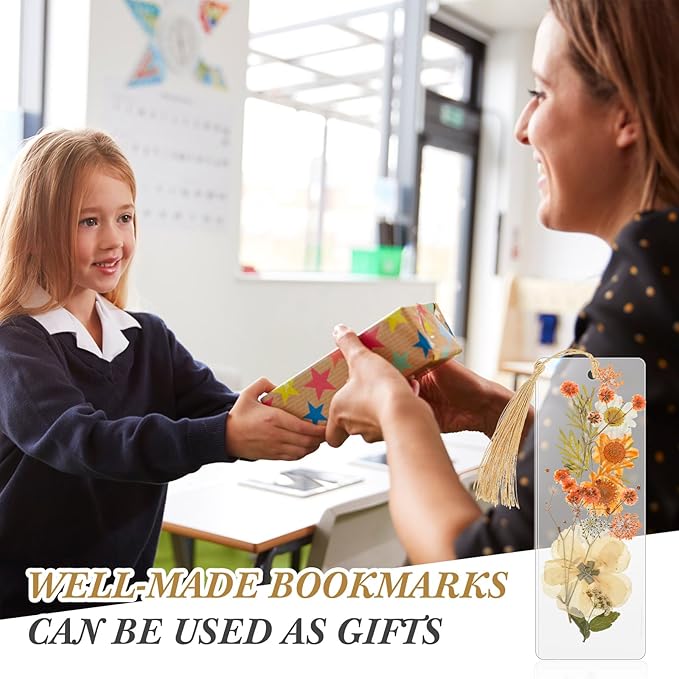 150 Pcs DIY Pressed Dried Flower Bookmark Making Kit, DIY Bookmark Bulk Thanksgiving Teacher Gifts for Reading Women Book Lovers(2 x 6 Inch,Light Colors)
