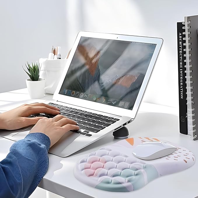 Mouse Pad Wrist Support, Ergonomic Mouse Pad with Wrist Rest, Comfortable Computer Mouse Pad for Laptop, Pain Relief Mousepad with Non-Slip PU Base Tropical Leaves