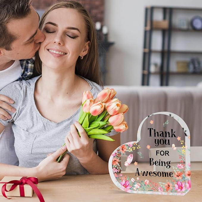 QUPT Appreciation Gifts for Women, Thank You Gifts, Heart Shape Acrylic Keepsake, Inspirational Gifts for Coworker Boss, Thank You for Being Awesome Acrylic Sign, Thank You Gifts for Women