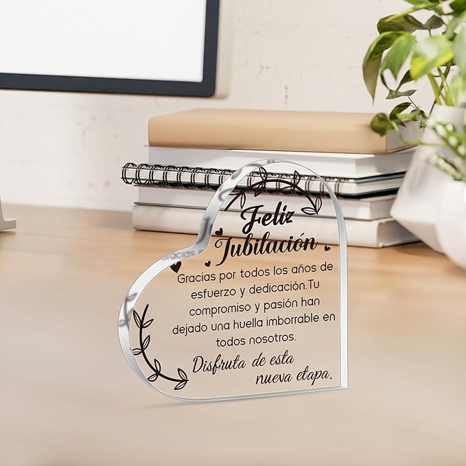 Yopyame Spanish Retirement Acrylic Gifts - Regalos para Feliz jubilación Heart Acrylic Plaque for Women Men Unique Acrylic Keepsake Paperweight for Retirees in Spanish Retirement Party Plaque Decor