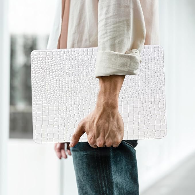 for MacBook Air 15 inch Case 2023 2024 2025 M4 A3241 M3 A3114 M2 A2941 Crocodile Case,Sturdy Protective Alligator Glossy Leather Classic Business Hard Shell&Keyboard Cover for Mac Air15,White