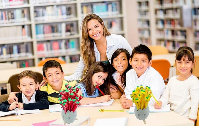 30 Pcs Cute Strawberry Gel Ink Pens Fun Kawaii Pens Fruit Writing Pens 0.5 mm Black Ink Cool Novelty Fun Pens for Office Home School Supplies Strawberry Party Favors (Cute Strawberry)