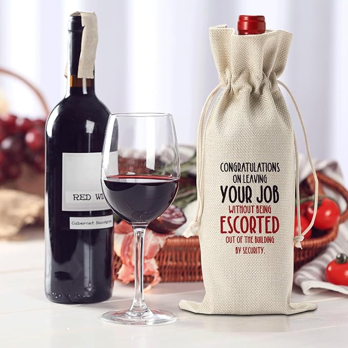 Funny Retirement Gifts for Woman Men Happy Retirement Party Decorations Retired Leaving Gifts for Coworkers Boss Congratulations On Leaving Your Job Sign Wine Bag