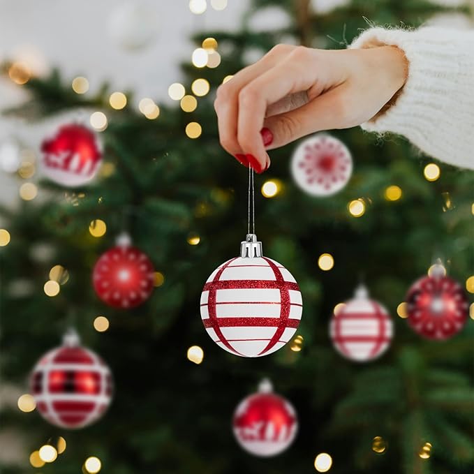 24PCS Christmas Ball Ornaments Set Xmas Tree Decoration Balls 2025 Shatterproof Hanging Colored for Party Wedding Home Party Outdoor Indoor White & Red