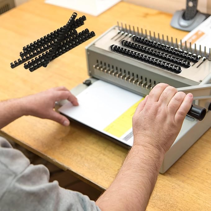 Yunsailing 150 Pack Plastic Binding Combs Plastic Binder Comb Ring 19 Ring Binding Spines Letter Size Spiral coils for Notebook Calendar(5/8 in,Black)