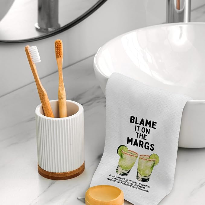 Margarita Gifts Kitchen Towels, Gifts for Margarita Lovers Decorative Hand Towels for Bathroom, Cocktail Themed Gift Dish Tea Towel for Kitchen Bar Cart Pub, 16x24 Inch