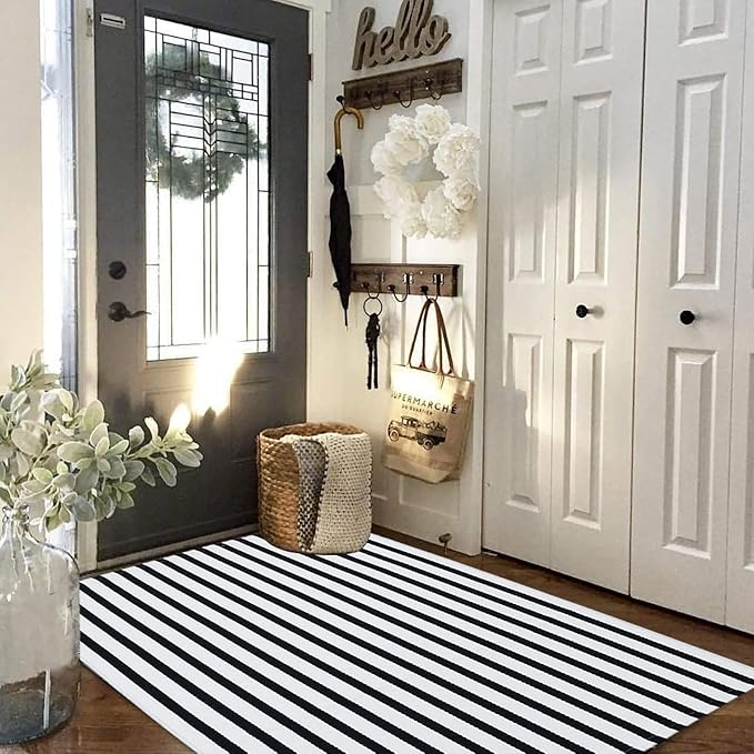Black and White Outdoor Rug 35.4" x59" Front Porch Rug Door Mat Washable Farmhouse Layered Door Mats Cotton Hand-Woven Welcome Mats Throw Carpet for Entryway/Home Entrance/Laundry Room