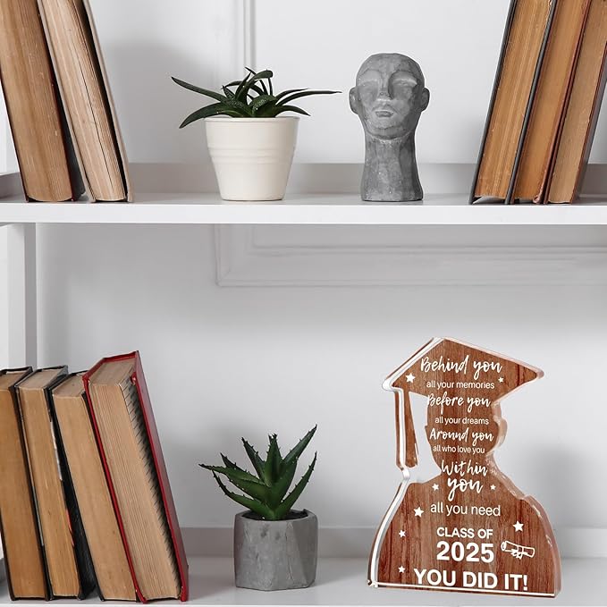 2025 Graduation Gifts for Him Class Of 2025 College Graduation Decoration, Inspirational Positive Congratulations Graduation Quote Behind You All Your Memories Card Wood-Like Acrylic Plaque Desk Decor