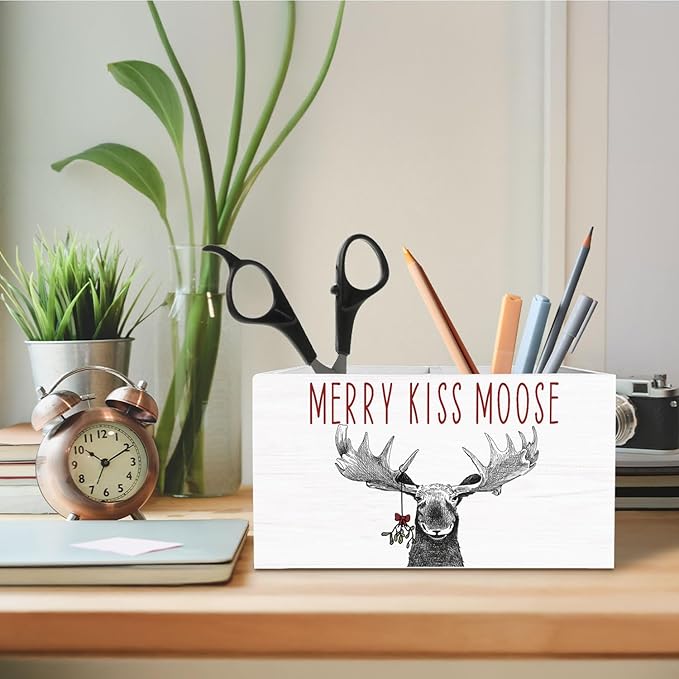 Christmas Funny Moose Pen Holder for Desk, Merry Kiss Moose Christmas Wooden Box Sign Desk Decor for Home Office Decoration, Holiday Xmas Deer Pencil Organizer, Elk Decor