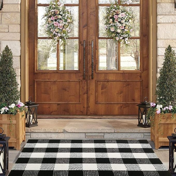 Buffalo Plaid Outdoor Rug, 27.5''x43'' Black White Check Indoor/Outdoor Area Rugs, Layering Rug for Hello/Welcome Door Mat, Washable Cotton Woven Farmhouse Mat for Christmas Front Porch Décor