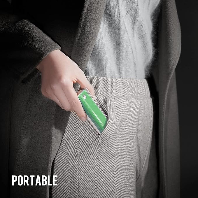 CLICK CLEAN Screen Cleaner, Fingerprint Proof Screen Cleaner Spray, All-in-One Cleaner with Microfiber and Shell for All Phones, Laptop and Tablet Screens (Green)