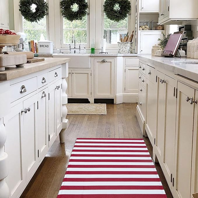 Christmas Outdoor mat Red and White Striped Outdoor Rug Front Porch Rug,Christmas Home Decor, Layerd Welcome Doormat for Front Porch Decor, Front Door, Farmhouse Decor (Red and White, 27.5'' x 43'')