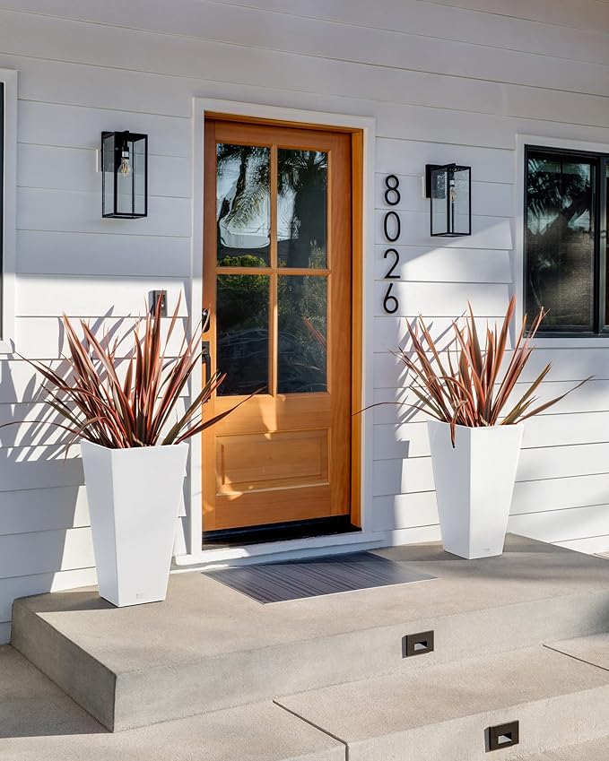 Veradek V-Resin Indoor/Outdoor Taper Planter, Set of 2 (30 inch, White)