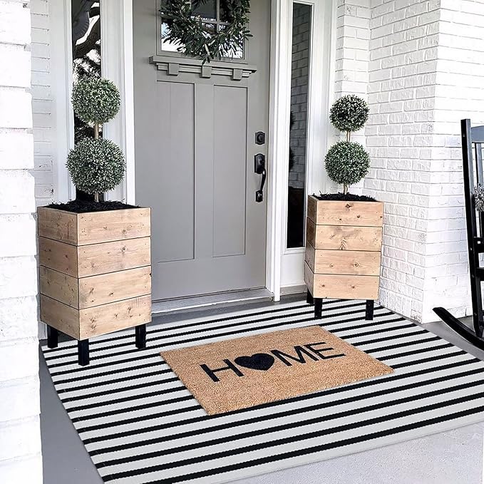 Black and White Outdoor Rug 35.4" x59" Front Porch Rug Door Mat Washable Farmhouse Layered Door Mats Cotton Hand-Woven Welcome Mats Throw Carpet for Entryway/Home Entrance/Laundry Room