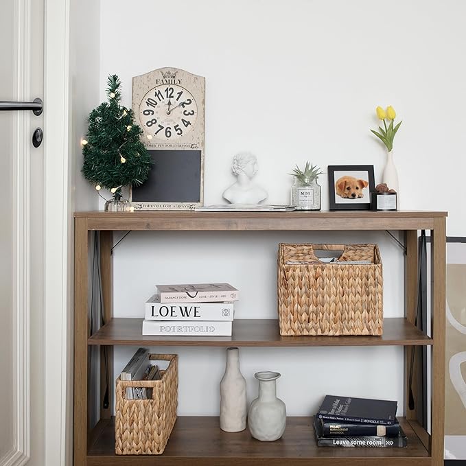 StorageWorks Hand-Woven Magazine Holder, Magazine Wicker Basket for Bathroom, Office, Rattan Magazine Holder, Natural Water Hyacinth, 1 Pack