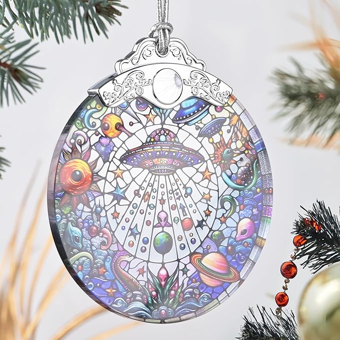 UFO Alien Stained Glass Ornament, Christmas Ornaments, Christmas Tree Decorations, UFO Alien Christmas Decor, UFO Alien Ornaments for Christmas Tree, Holiday Presents, Gift Exchange Ideas