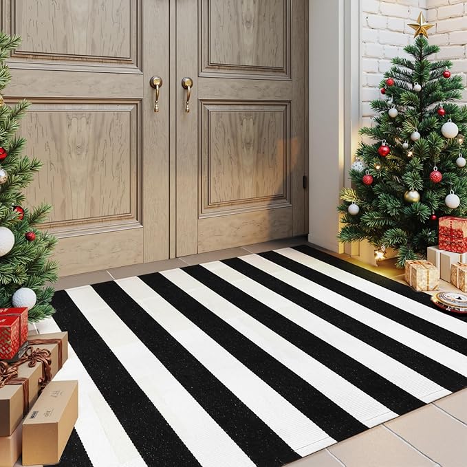 Collive Black and White Outdoor Rug 3'x 5', Hand Woven Washable Striped Outdoor Christmas Rug, Farmhouse Front Porch Rug Decor, Welcome Layered Door Mats for Front Door Entryway Patio Kitchen