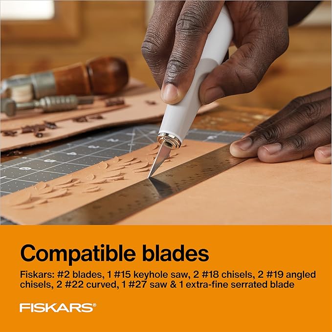 Fiskars Heavy-Duty Easy Change Detail Knife (with #2 Blade) - for Heavy and Thick Materials - Arts and Crafts
