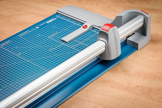 Dahle 444 Premium Rotary Trimmer, 26" Cut Length, 25 Sheet Capacity, Self-Sharpening, Automatic Clamp, German Engineered Paper Cutter
