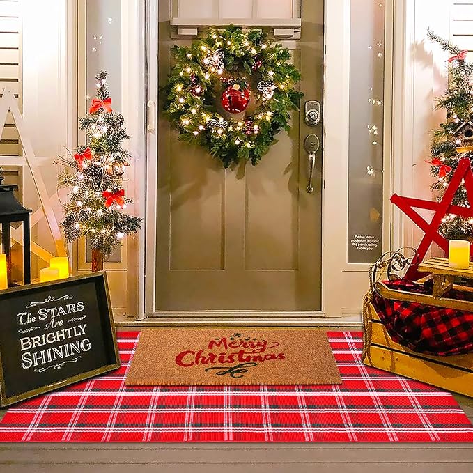 Christmas Red Green White Plaid Rug, 3' x 5' Cotton Hand-Woven Buffalo Check Layered Door Mat for Front Porch, Entryway, Outdoor Holiday Decor, Washable Farmhouse Rug for Home, Patio, Kitchen