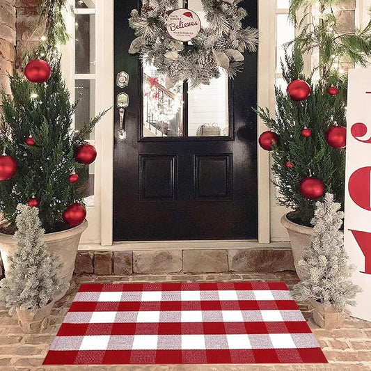 Christmas Red and White Plaid Rug, 28 x 43 Inches Cotton Hand-Woven Layered Door Mat for Front Porch, Entryway, Outdoor Holiday Decor, Washable Buffalo Check Rug for Home, Patio, Kitchen