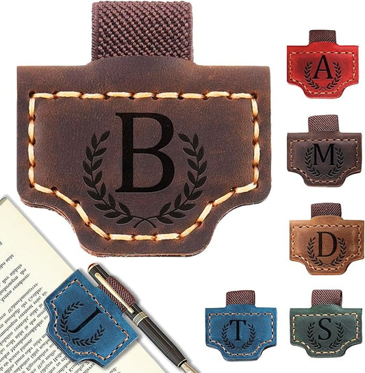 Personalized Bygone Mark Bookmark with Pen Holder, Leather Magnetic Bookmark 26 Letters Name Initial Bookmarks for Readers, Book Lover Gifts for Women Men Notebook Accessories (Coffee, B)