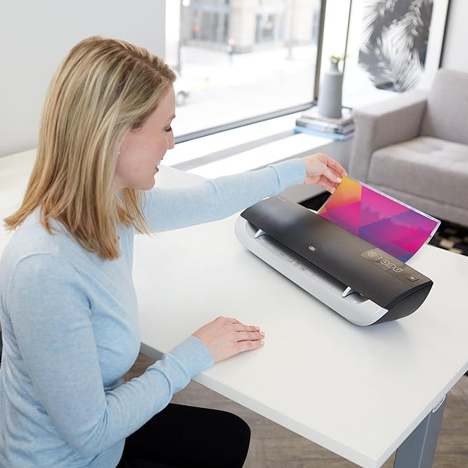 GBC Thermal Laminator Machine, Fusion 3000L, 9 Inch, 1 Min Warm-up, 3 or 5 Mil, with 30 EZUse Laminating Pouches for Home, Office and Classroom, Black (1703079)