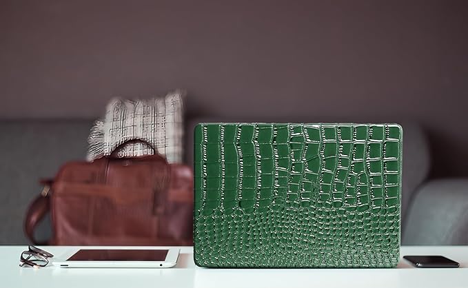 KEROM Compatible with Crocodile MacBook Air 13 Inch Case 2025-2022 M4 M3 M2 A3240 A3113 A2681, Textured Elegant Luxury Aligator Skin Snakeskin PU Leather Hardshell Case & Keyboard Cover, Emerald Green