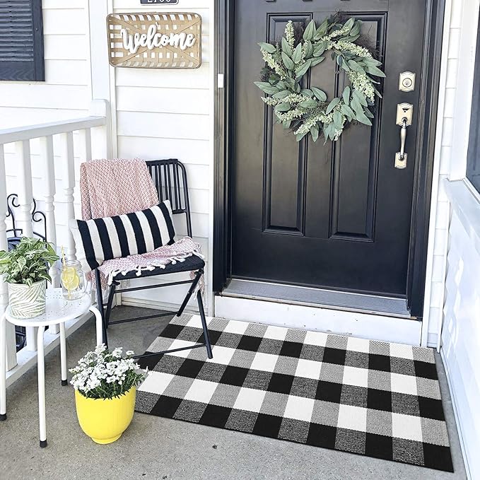 KIMODE Front Door Mat Buffalo Plaid Outdoor Rug 27.5"x43" Black and White Checkered Rug Farmhouse Front Porch Rug Decor Cotton Woven Washable Layered Christmas Door Mats Christmas Decorations